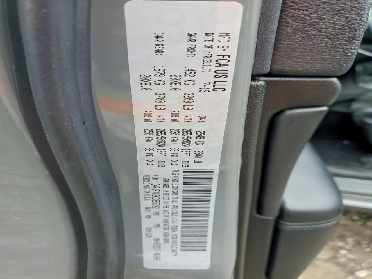 2019 Jeep Grand Cherokee Laredo - zdjęcie 12