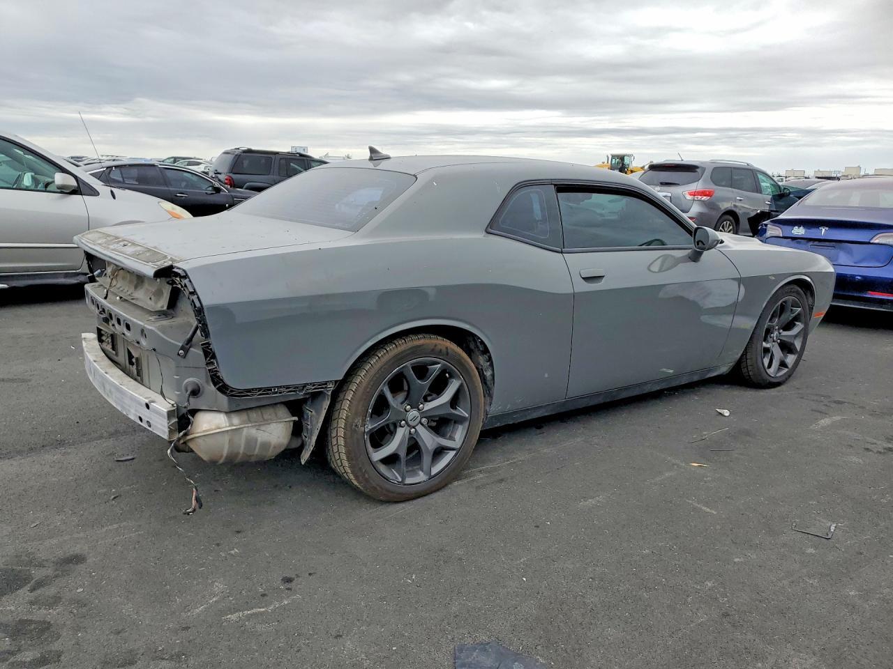 2017 Dodge Challenger Sxt - zdjęcie 3