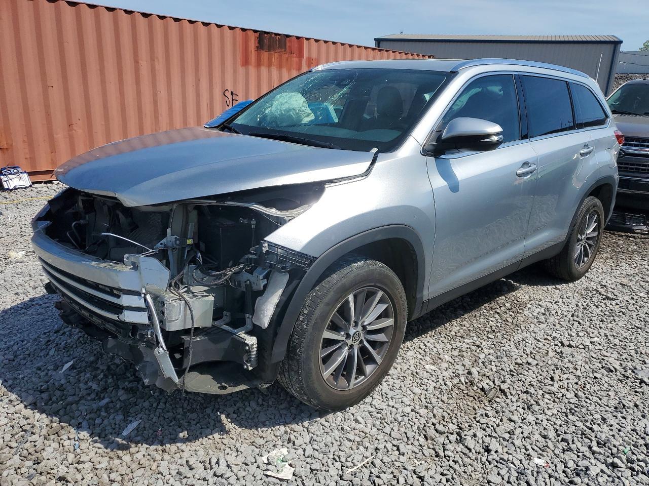 2019 Toyota Highlander Xle - zdjęcie główne