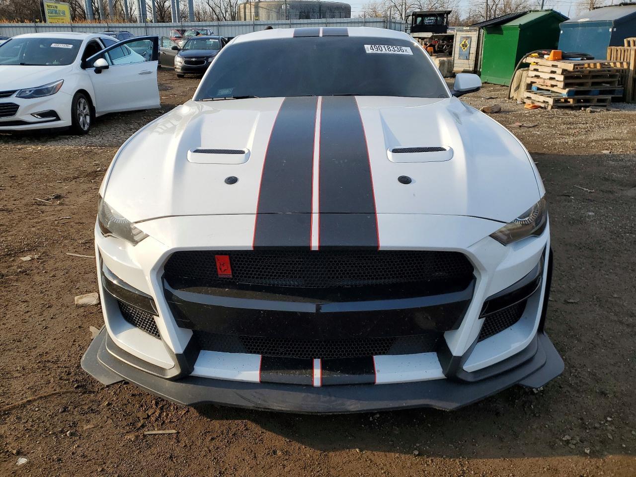 2020 Ford Mustang Gt - zdjęcie 5