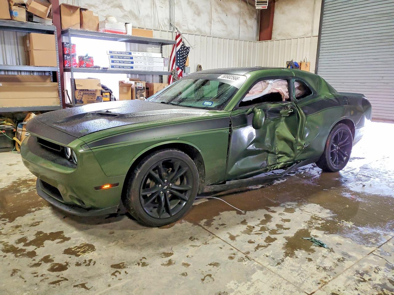 Dodge Challenger - zdjęcie 1