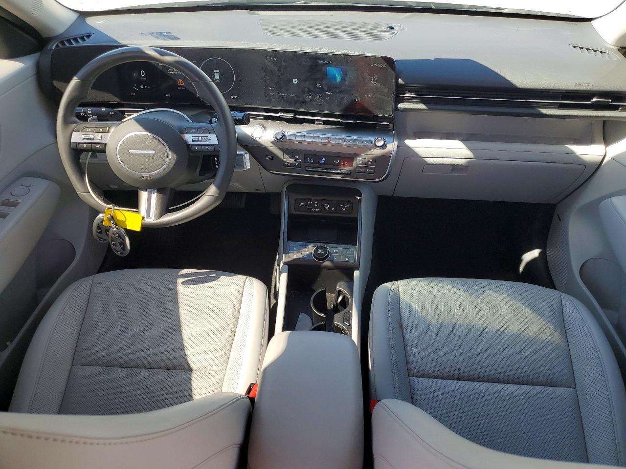 2024 Hyundai Kona Limited - zdjęcie 8