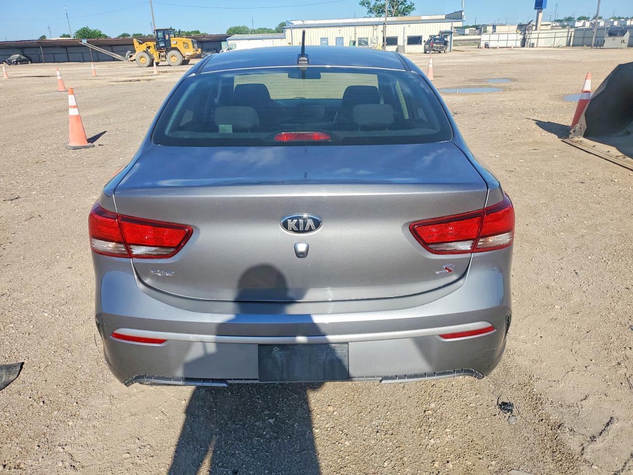 2021 Kia Rio S - zdjęcie 6