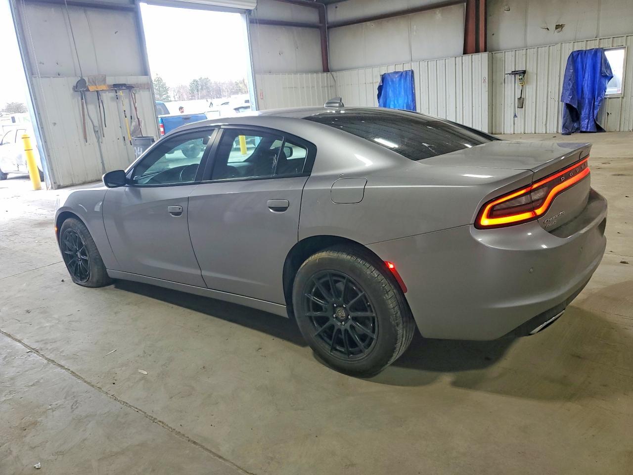 2016 Dodge Charger Sxt - zdjęcie 2
