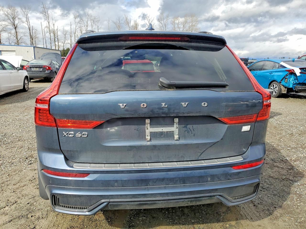 2024 Volvo Xc60 Plus - zdjęcie 6