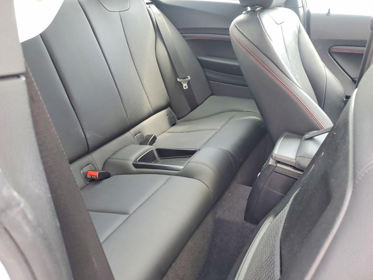 2016 BMW 228 Xi Sulev - zdjęcie 10