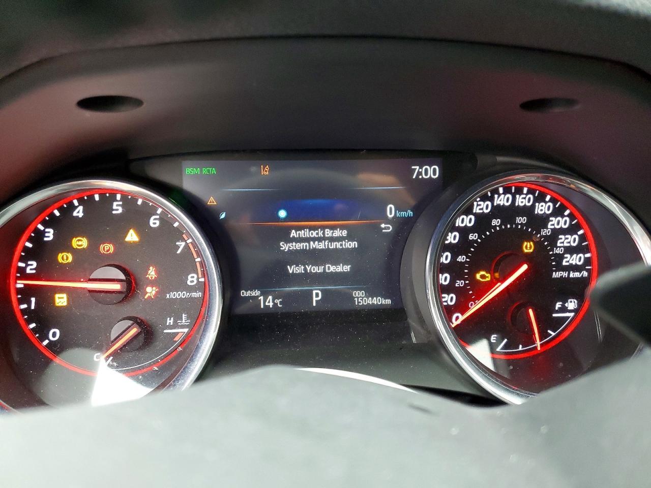2020 Toyota Camry Xse - zdjęcie 9
