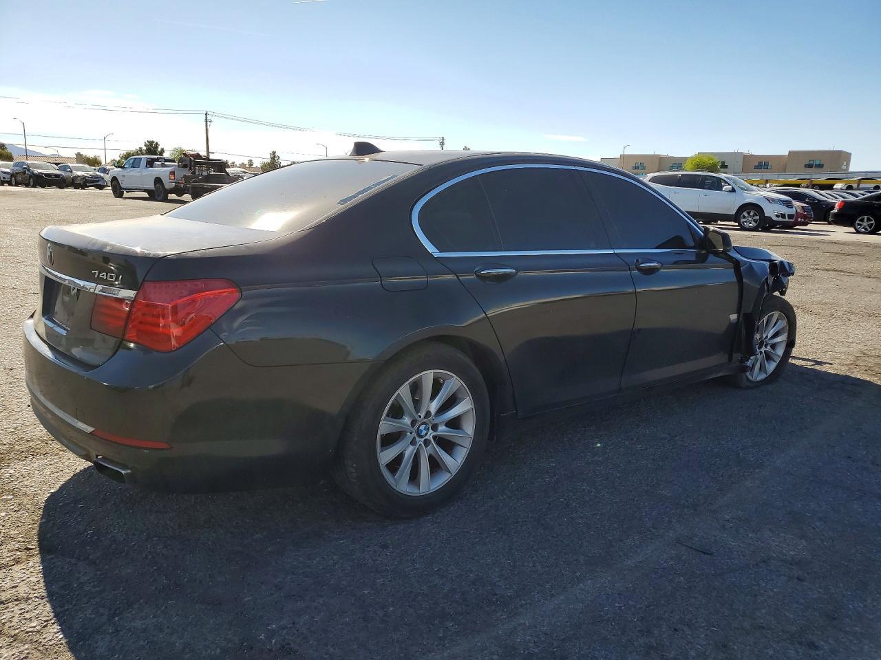 2015 BMW 740 I - zdjęcie 3