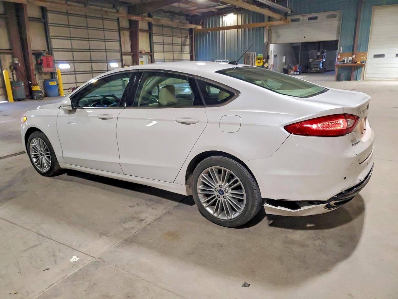 2016 Ford Fusion Se - zdjęcie 2
