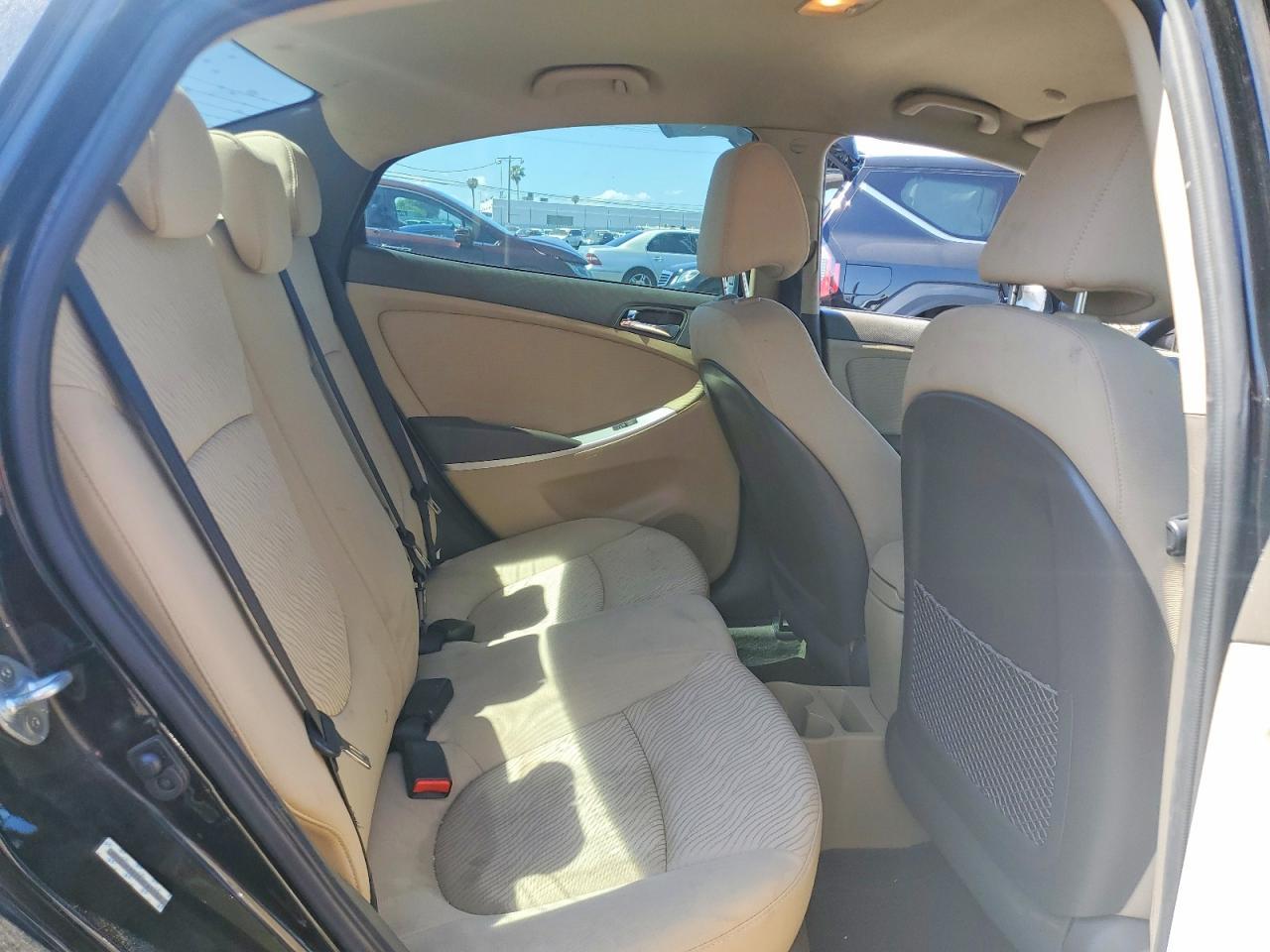 2014 Hyundai Accent Gls - zdjęcie 10