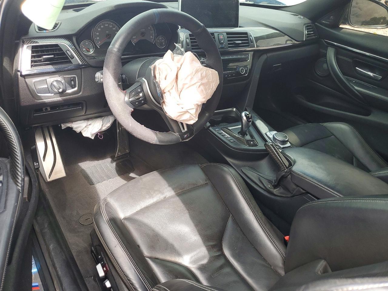 2016 BMW M4 - zdjęcie 8