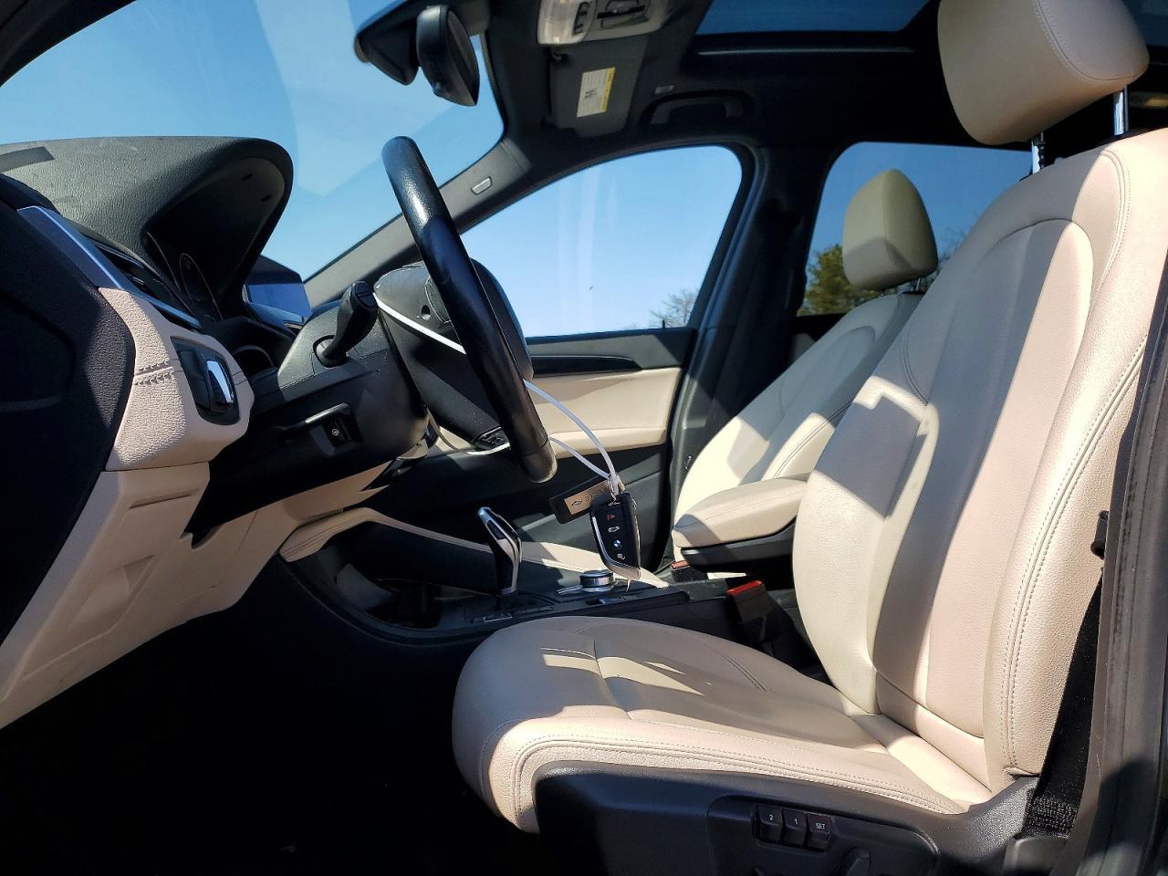 2021 BMW X1 xDrive28I - zdjęcie 7