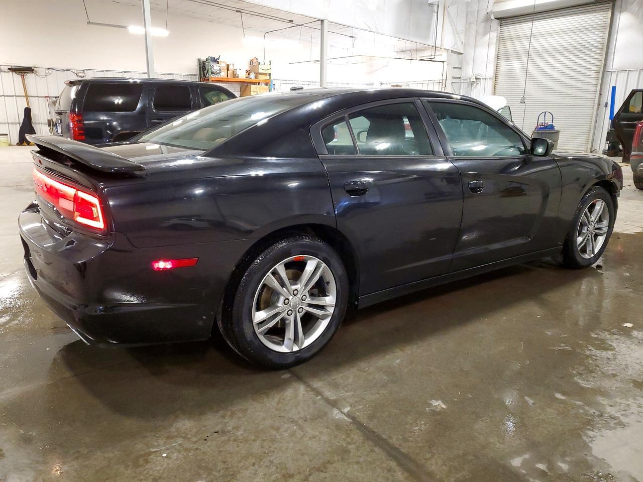 2013 Dodge Charger Sxt - zdjęcie 3
