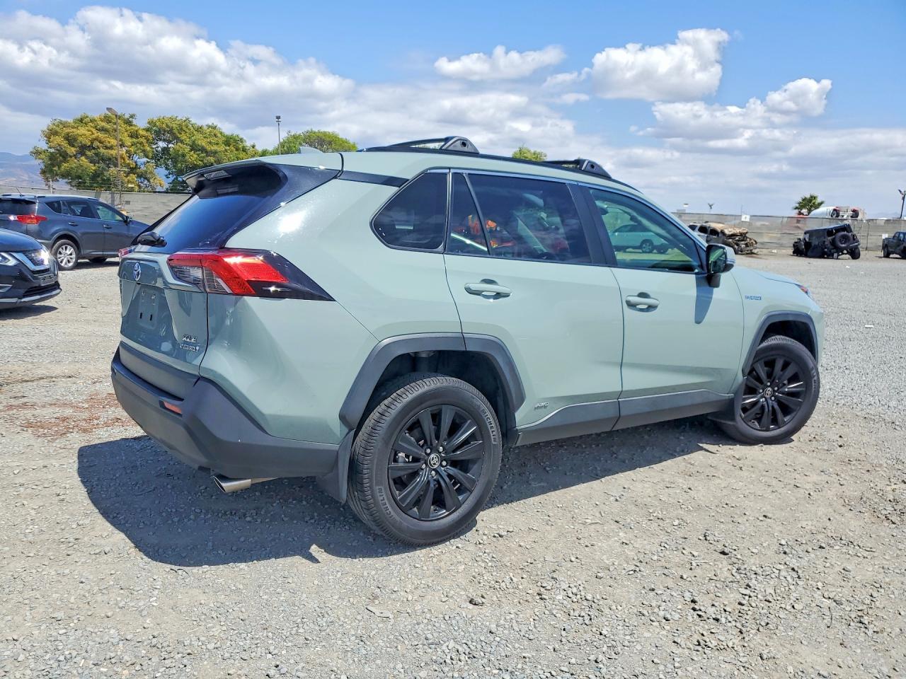 2021 Toyota Rav4 Hybrid Xle Premium - zdjęcie 3