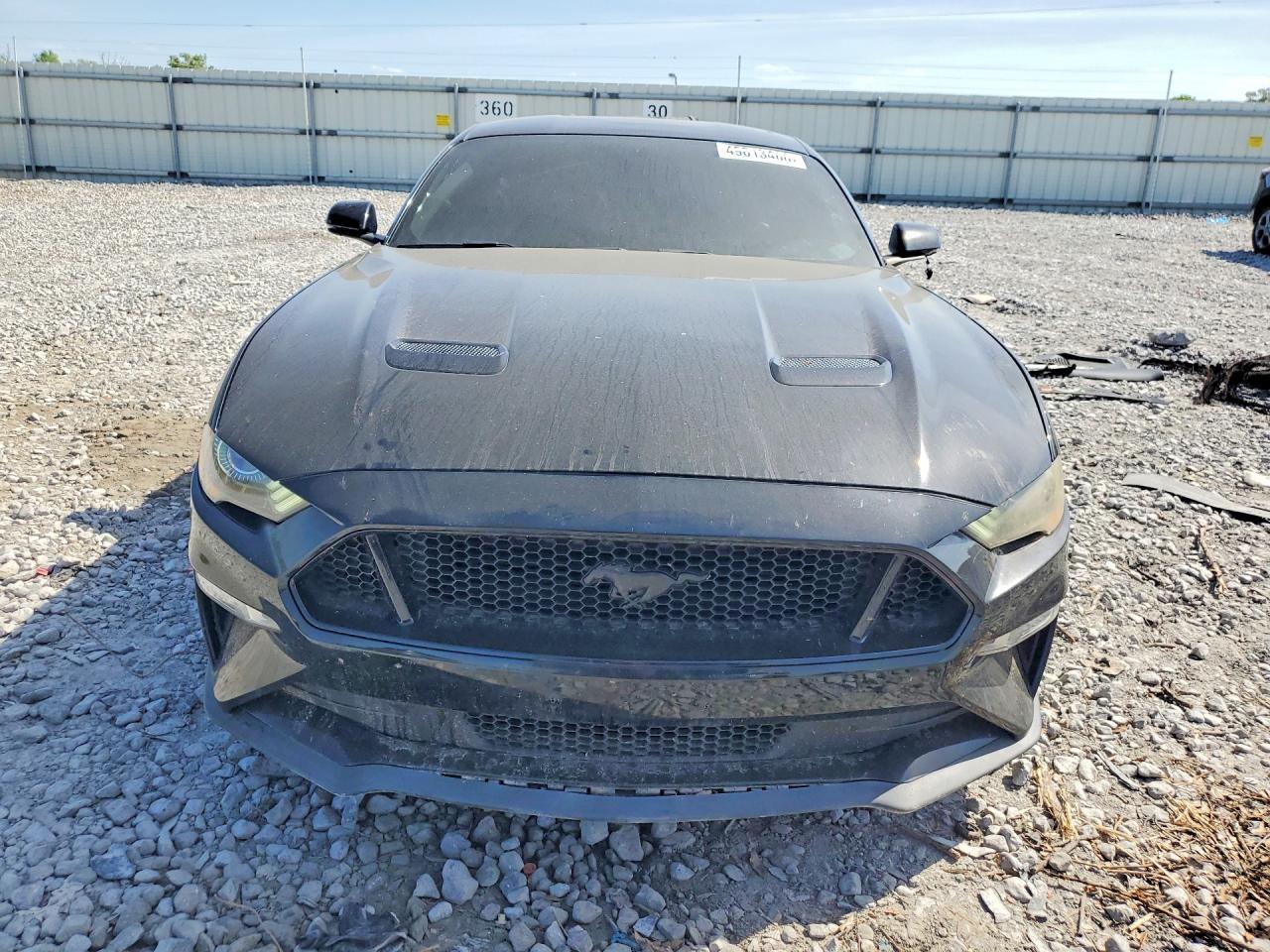 2020 Ford Mustang Gt - zdjęcie 5