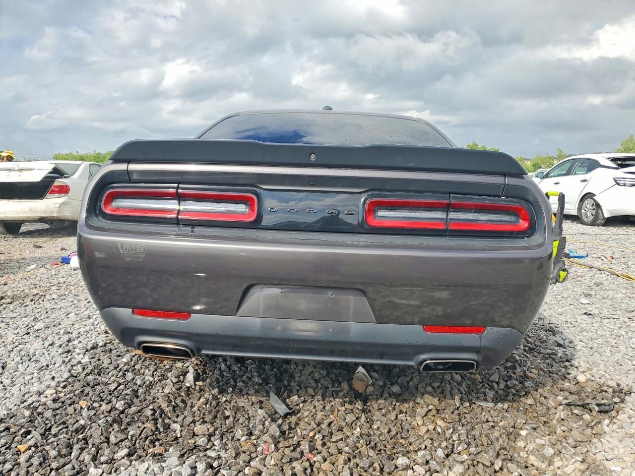 2020 Dodge Challenger Sxt - zdjęcie 6