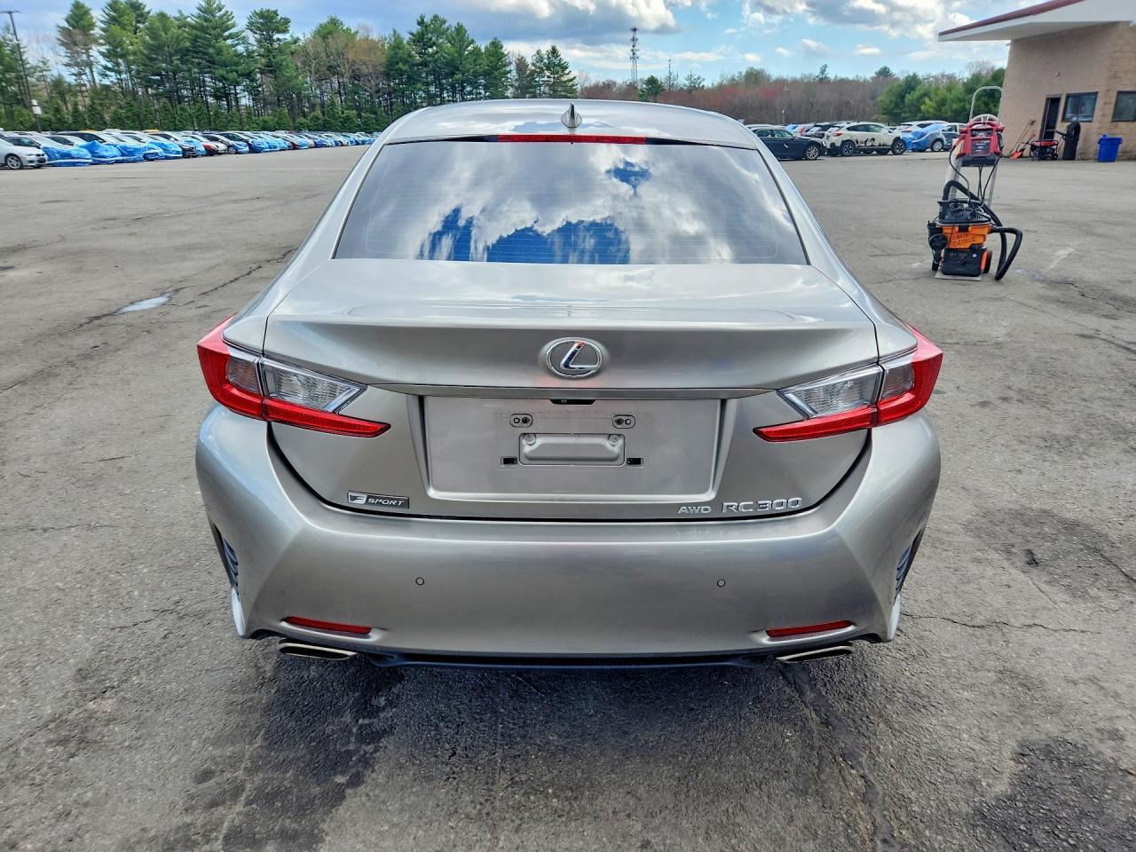 2017 Lexus Rc 300 Base - zdjęcie 6