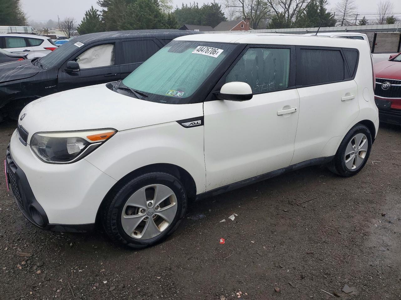 2016 Kia Soul Base - zdjęcie główne