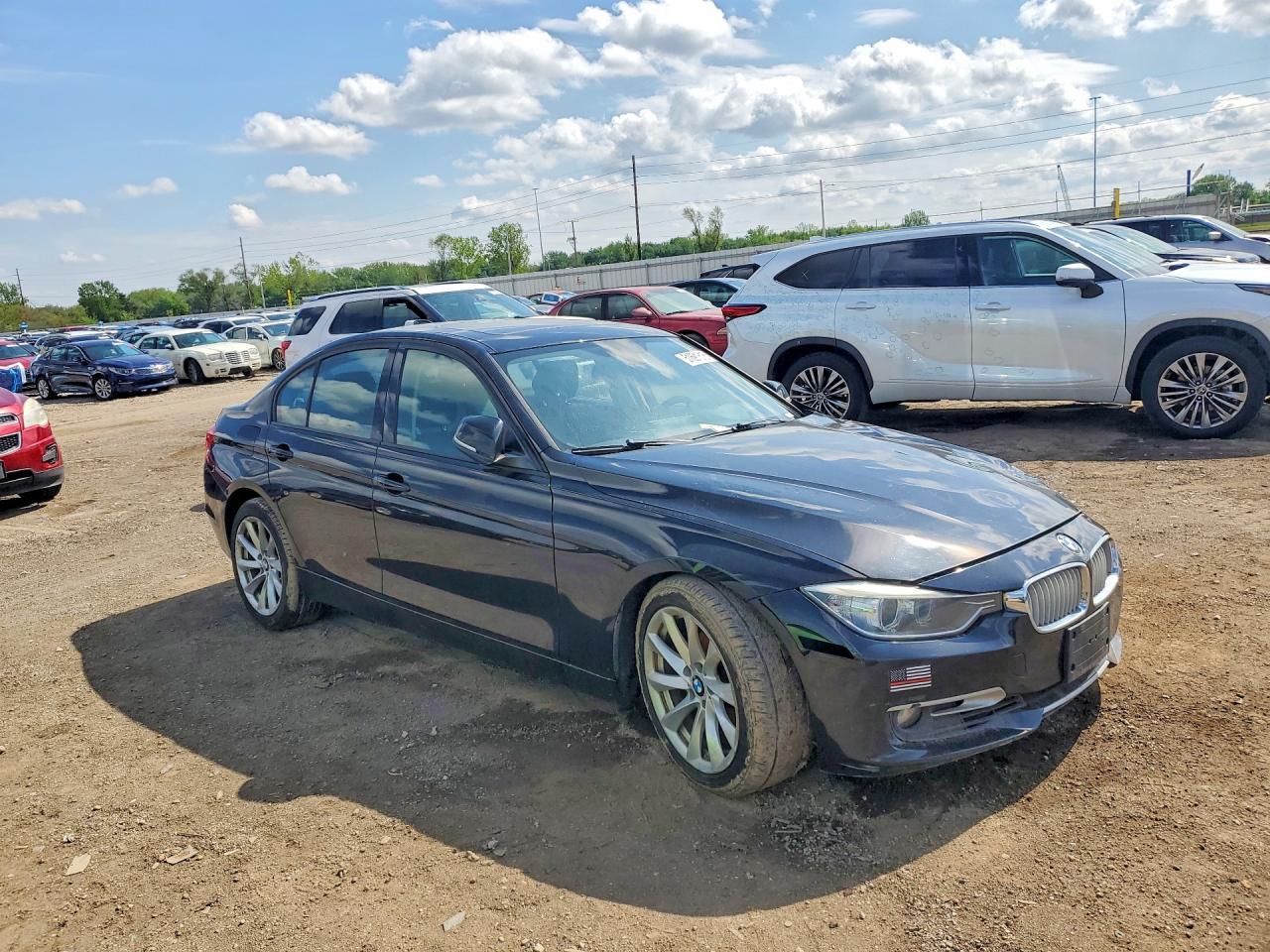 2013 BMW 328 I - zdjęcie 4