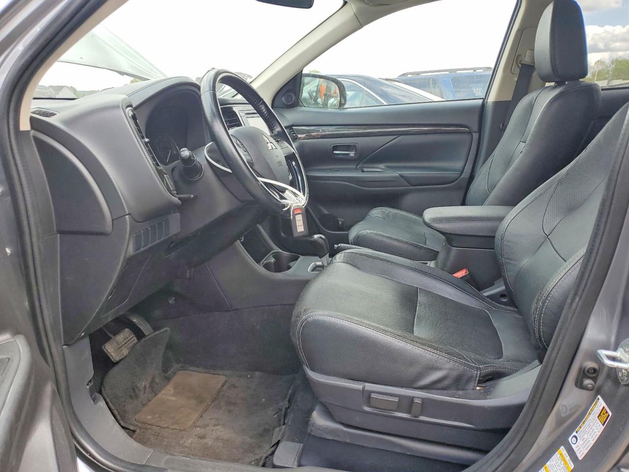 2016 Mitsubishi Outlander Se - zdjęcie 7