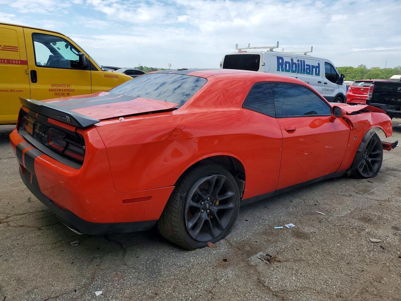 Dodge Challenger - zdjęcie 3