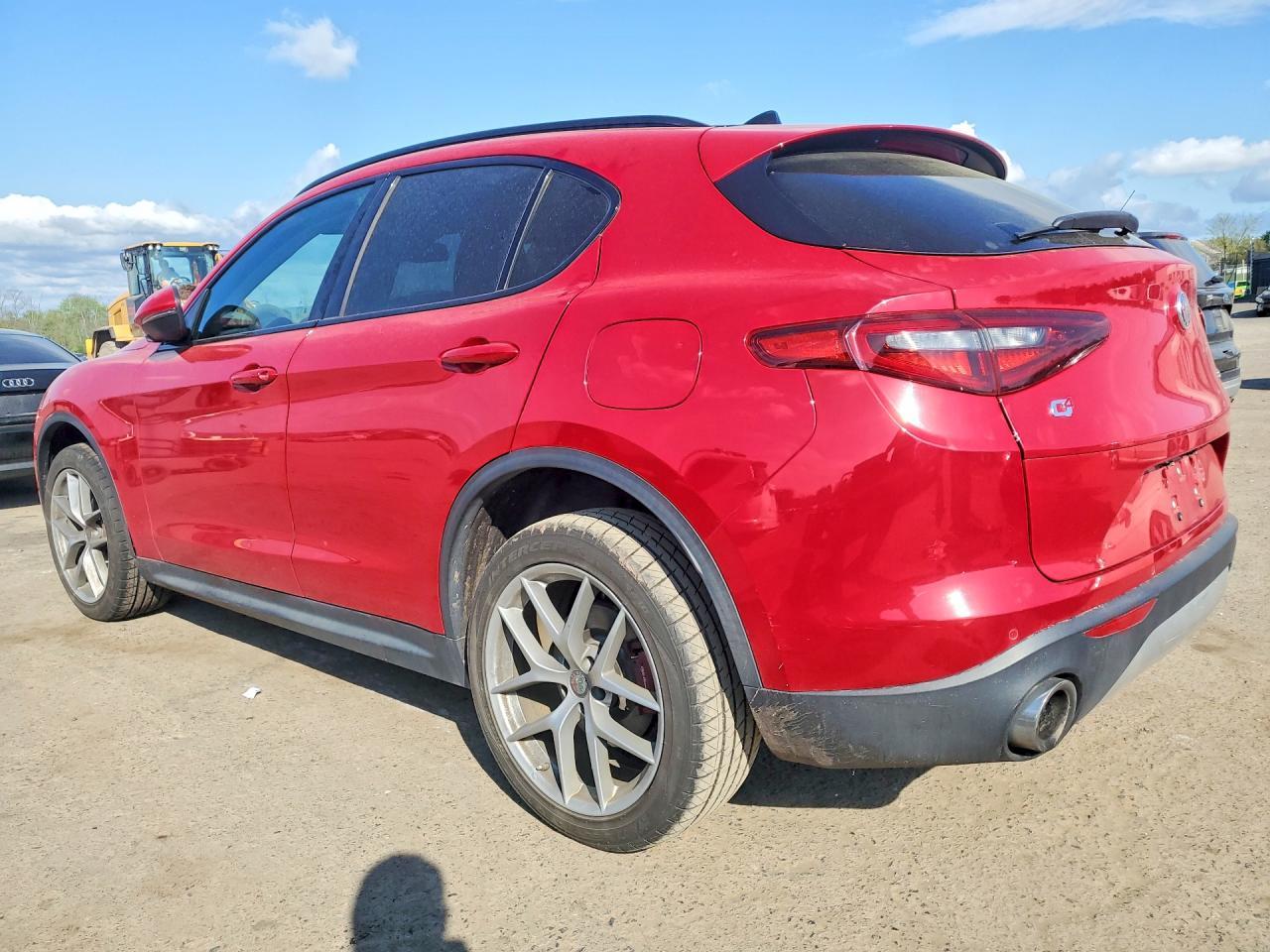2019 Alfa Romeo Stelvio - zdjęcie 2