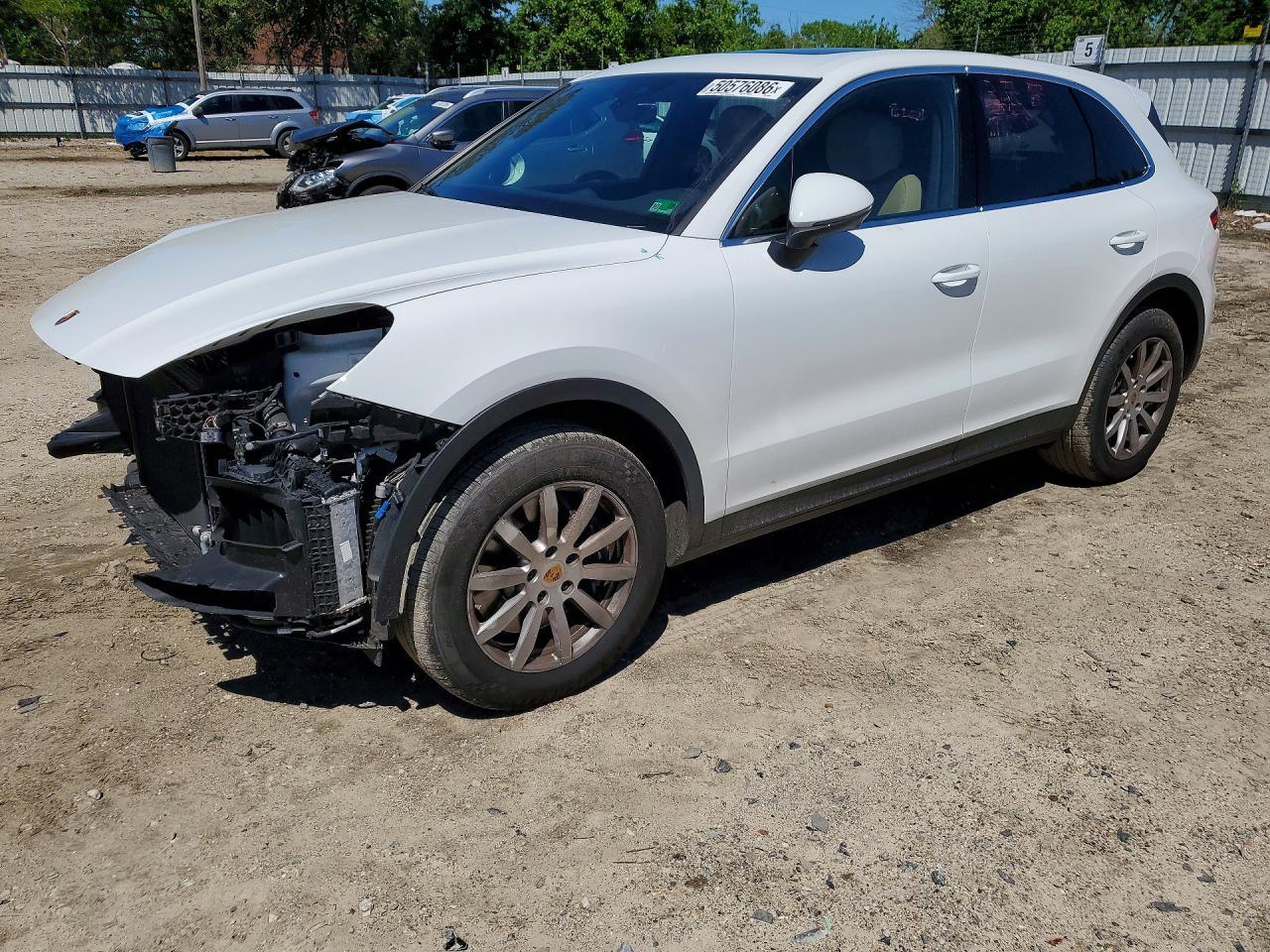 2022 Porsche Cayenne - zdjęcie główne