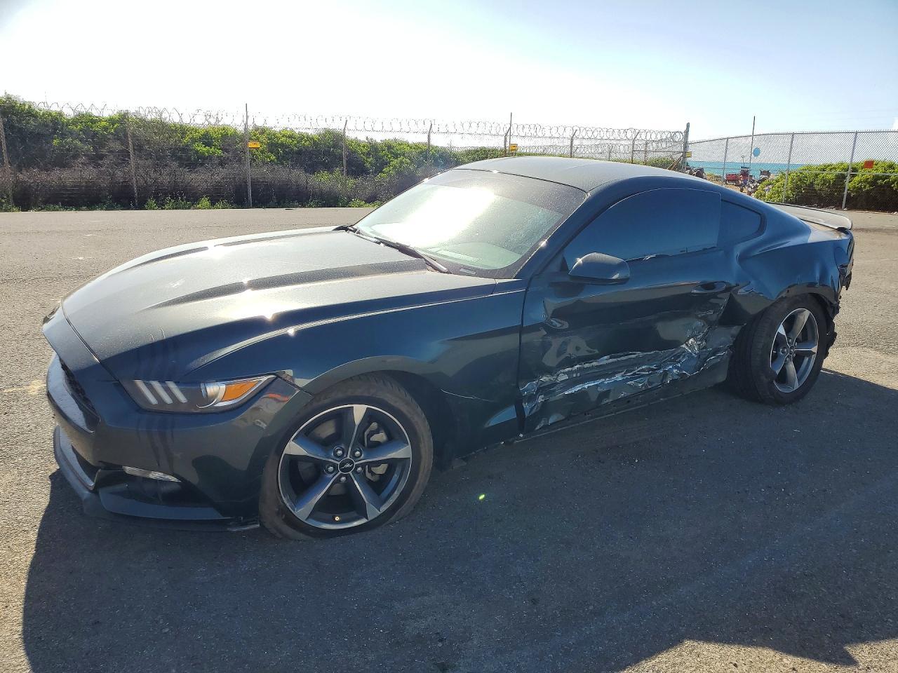 2016 Ford Mustang - zdjęcie główne