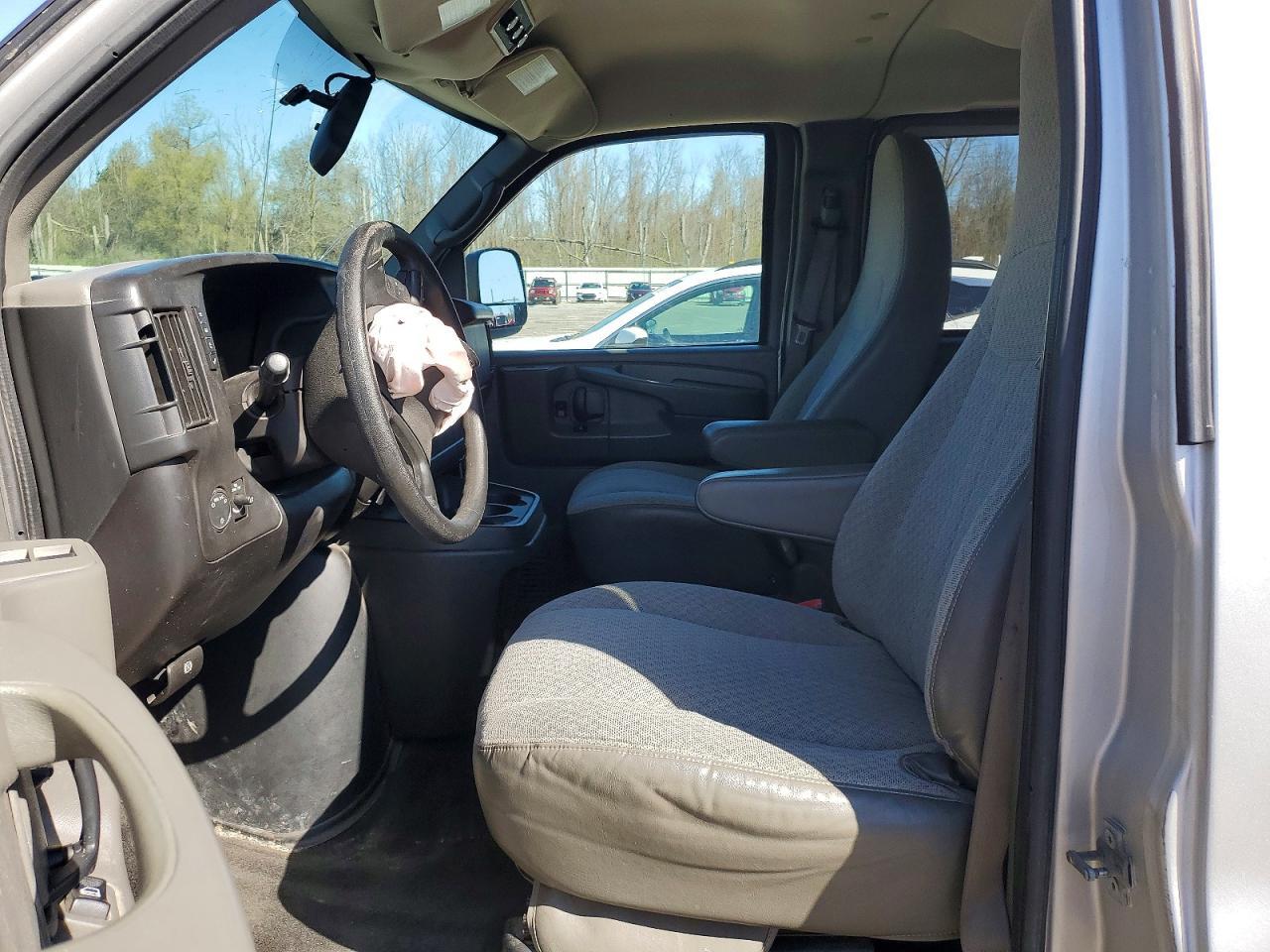 2014 Chevrolet Express G1500 Ls - zdjęcie 7