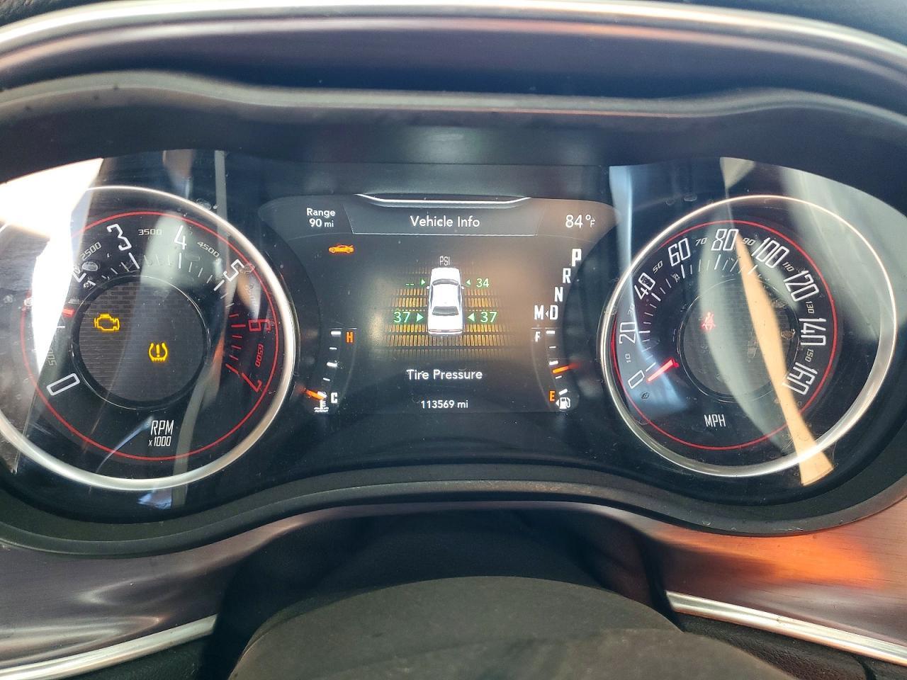 2017 Dodge Challenger R - zdjęcie 10