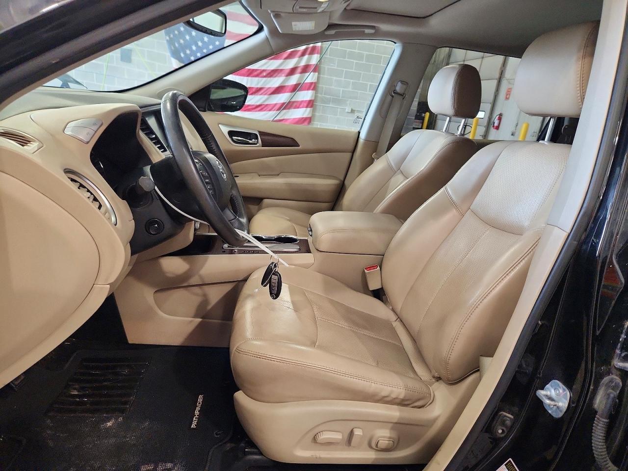 2017 Nissan Pathfinder Platinum - zdjęcie 7