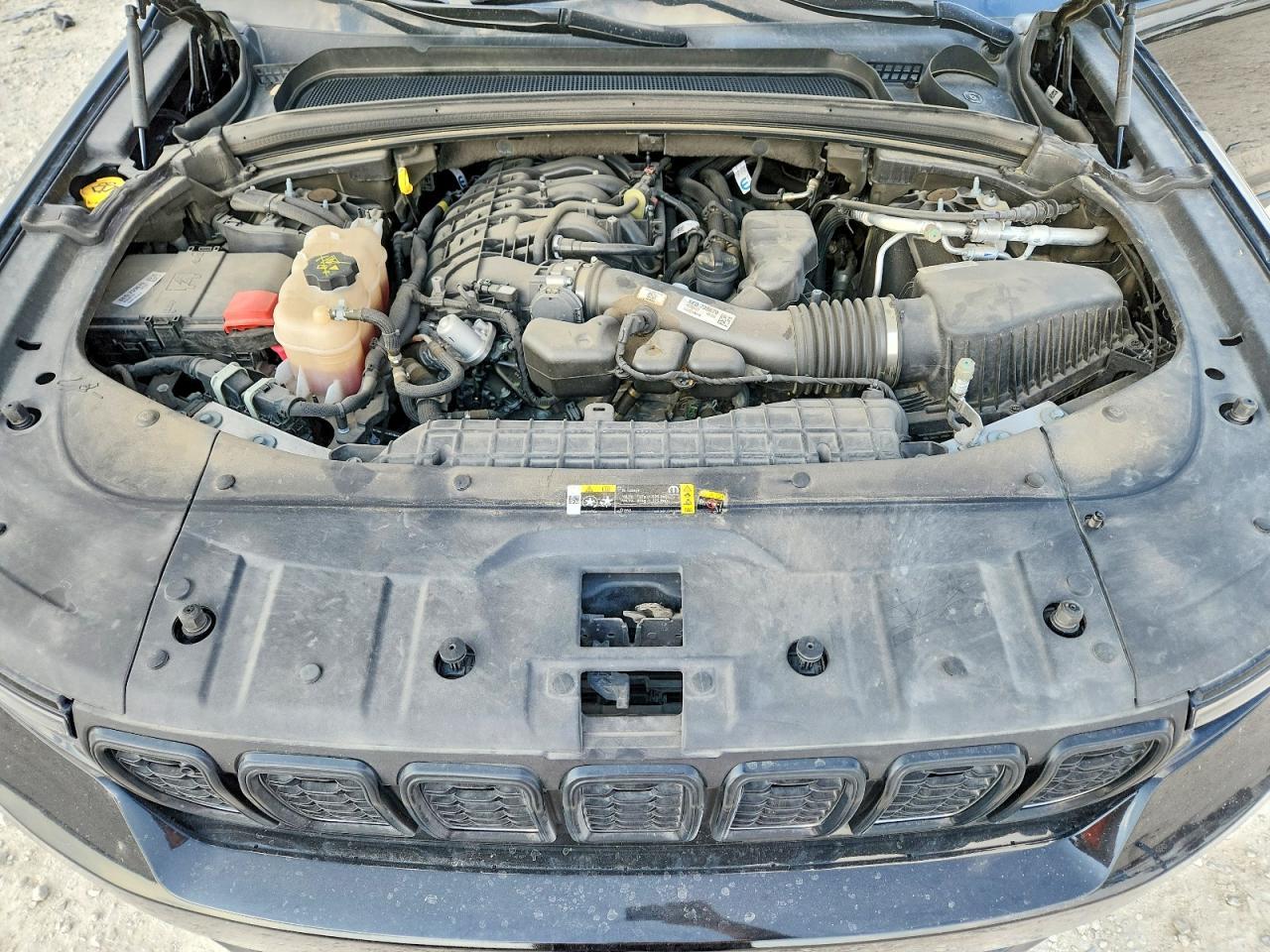 2023 Jeep Grand Cherokee Altitude - zdjęcie 12