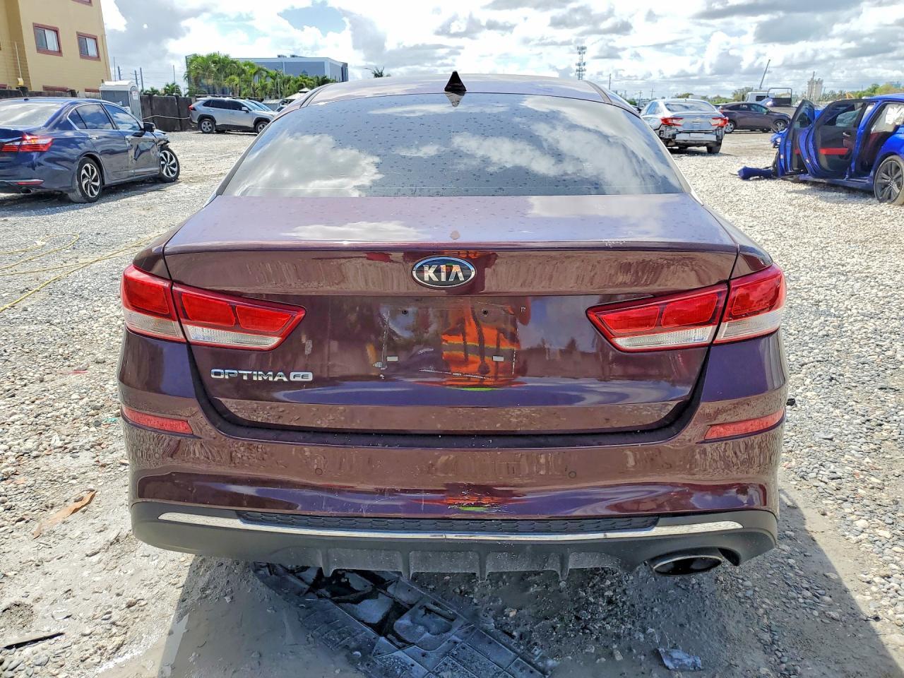 2020 Kia Optima Lx - zdjęcie 6