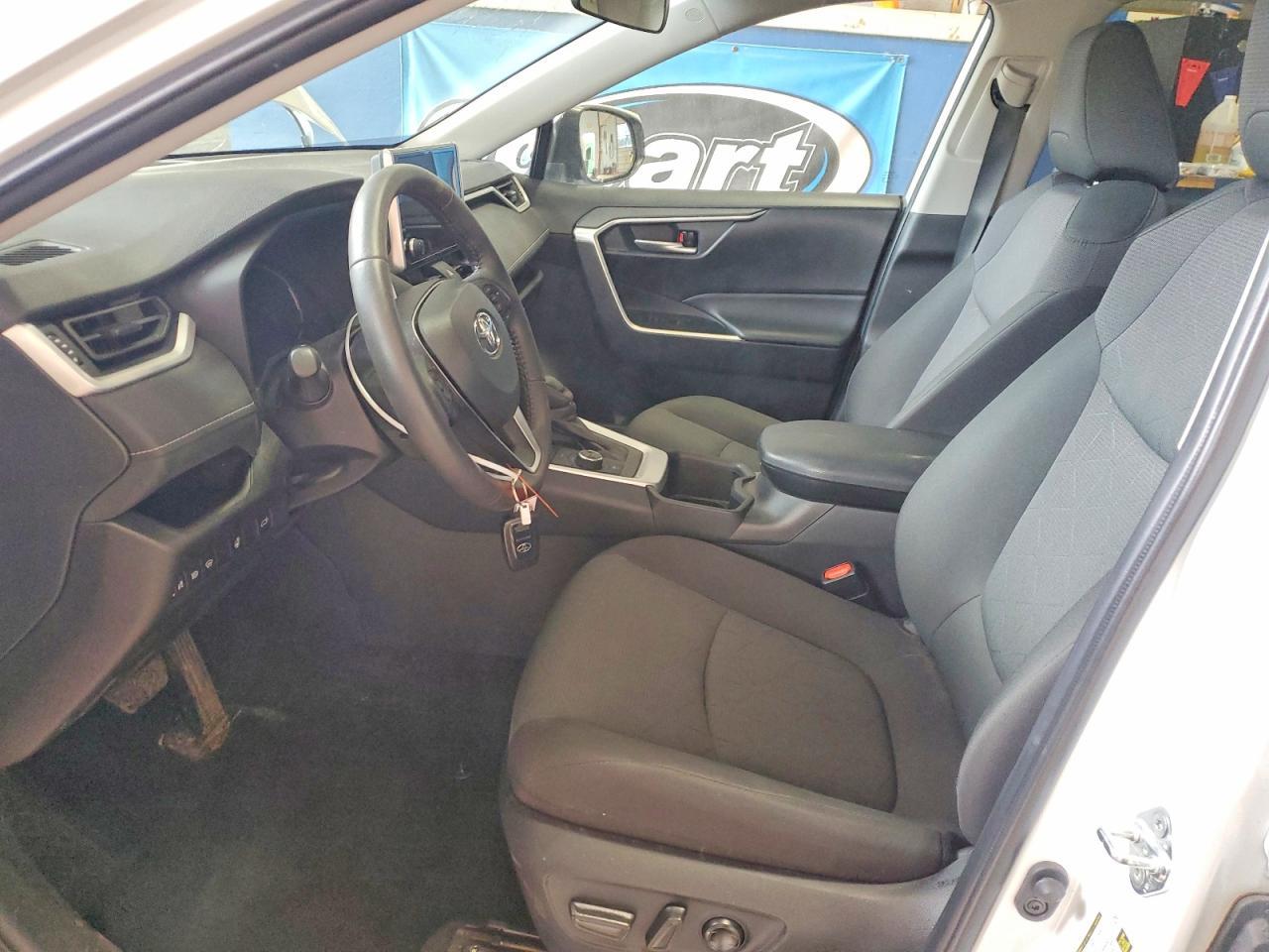 2025 Toyota Rav4 Hybrid Xle - zdjęcie 7