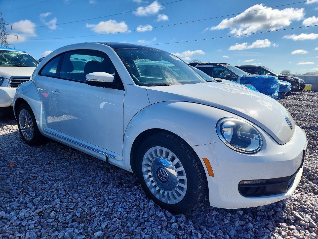 2014 Volkswagen Beetle - zdjęcie 4