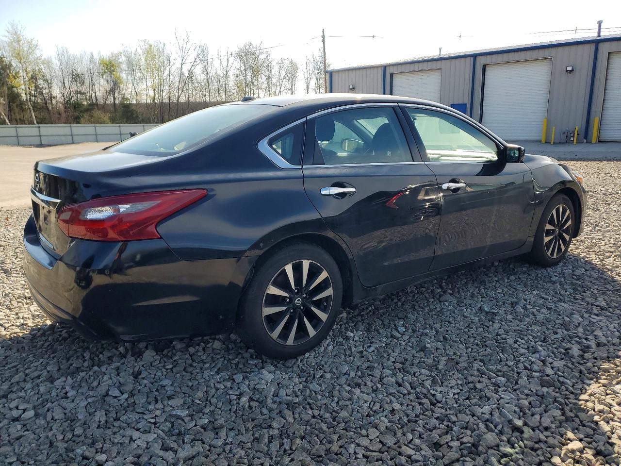 2018 Nissan Altima 2.5 Sv - zdjęcie 3