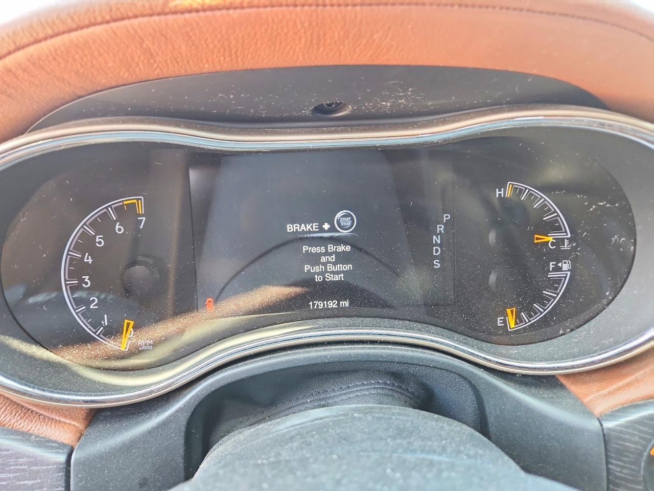 2015 Jeep Grand Cherokee Summit - zdjęcie 9