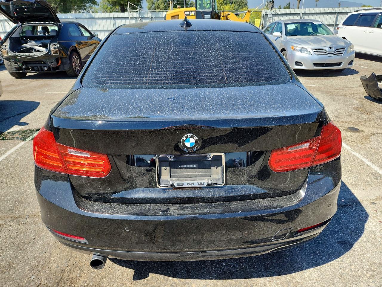 2015 BMW 320 I - zdjęcie 6