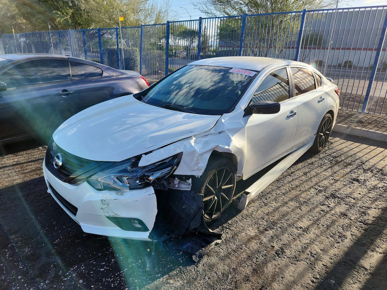2018 Nissan Altima 2.5 Sr - zdjęcie główne