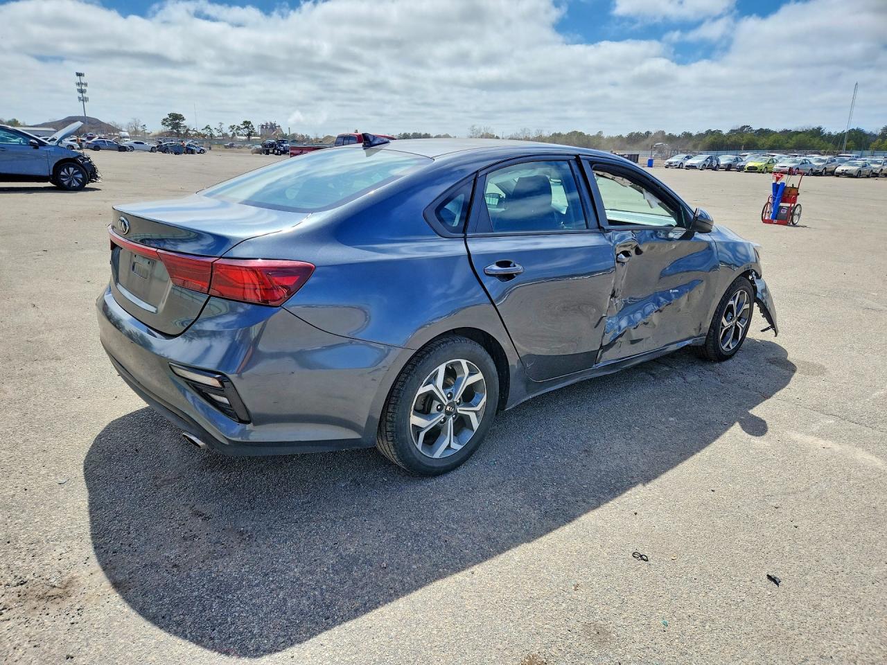 2019 Kia Forte Lxs - zdjęcie 3