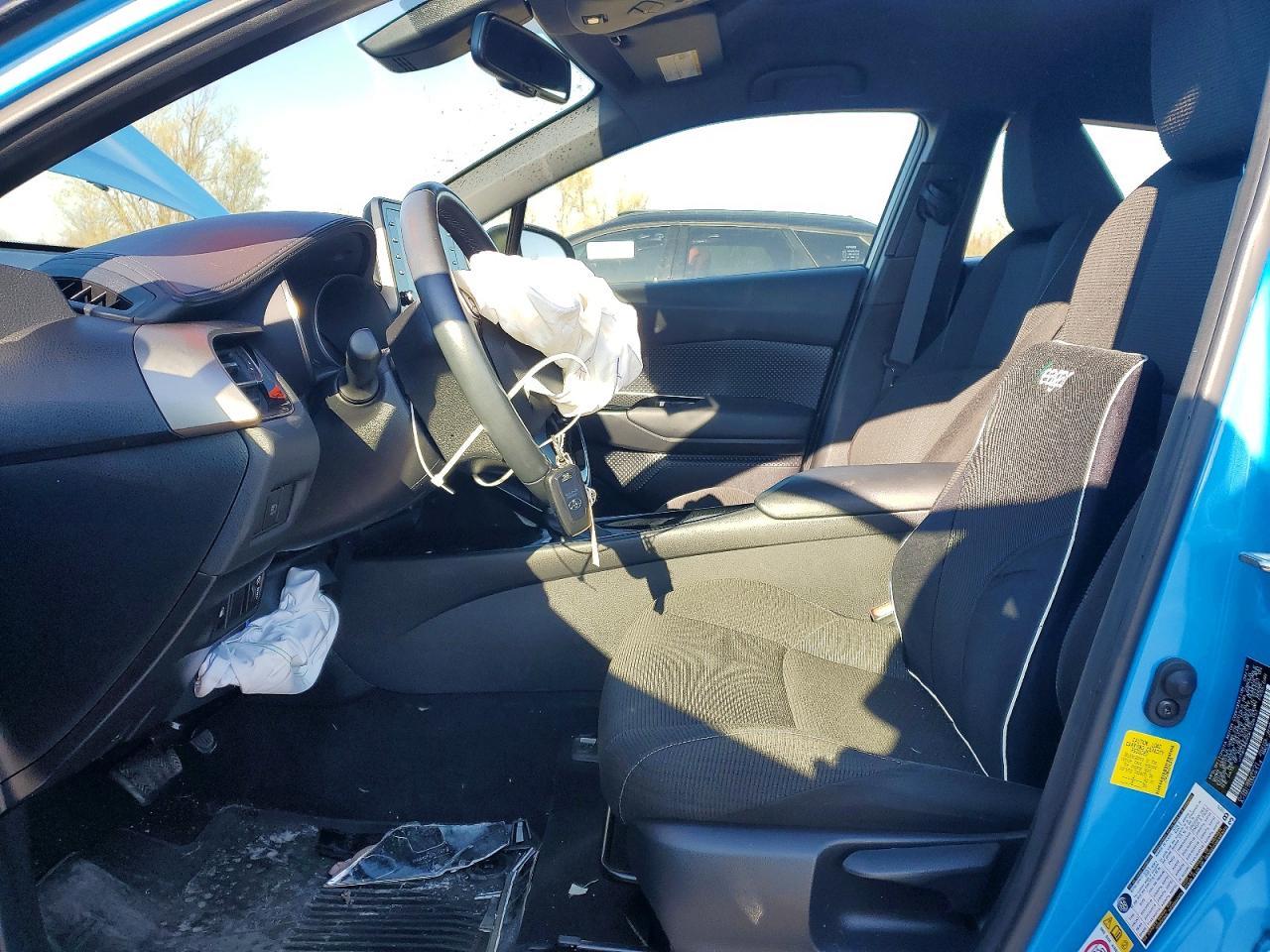 2019 Toyota C-Hr Xle - zdjęcie 7