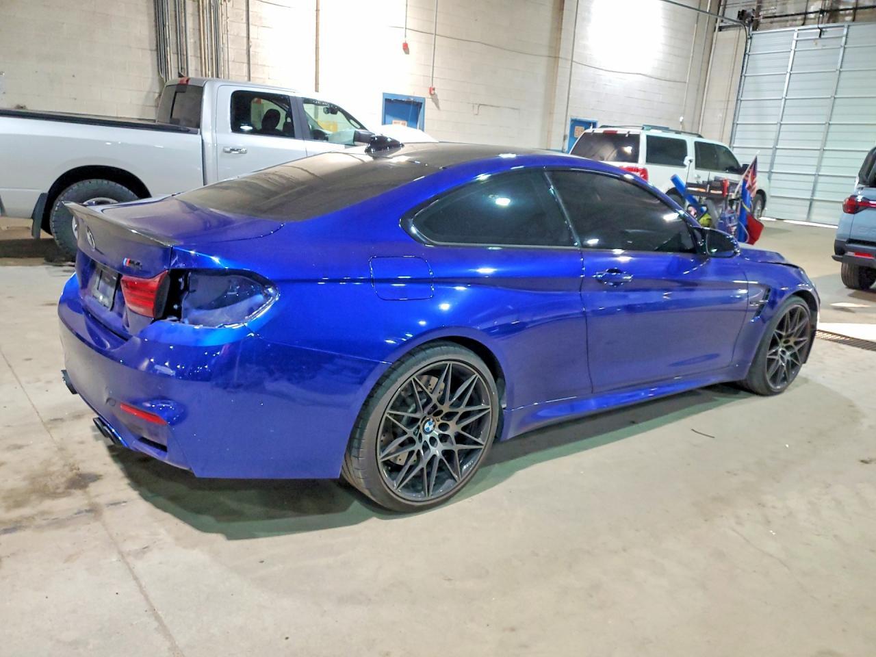 2020 BMW M4 - zdjęcie 3