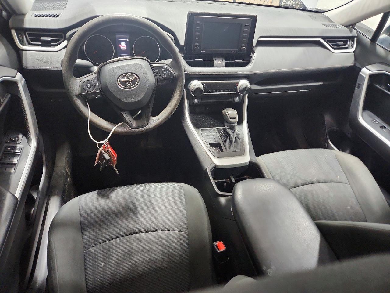 2022 Toyota Rav4 Le - zdjęcie 8