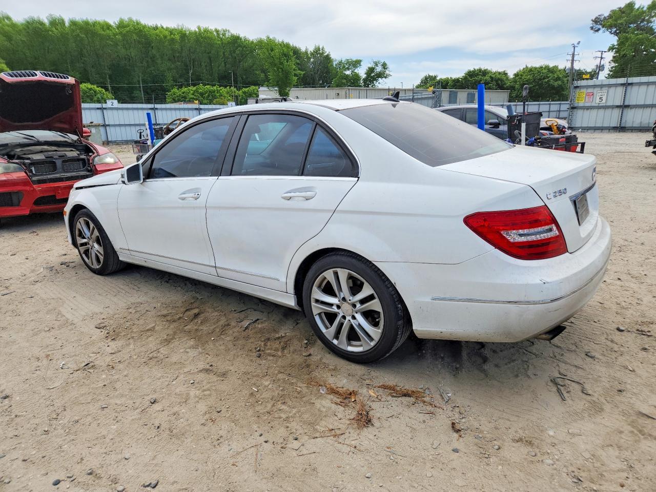 2014 Mercedes-Benz C 250 - zdjęcie 2