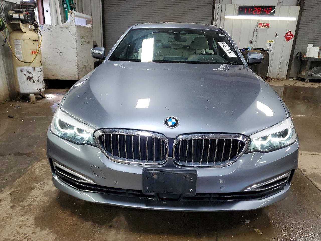 BMW Seria 5 - zdjęcie 5