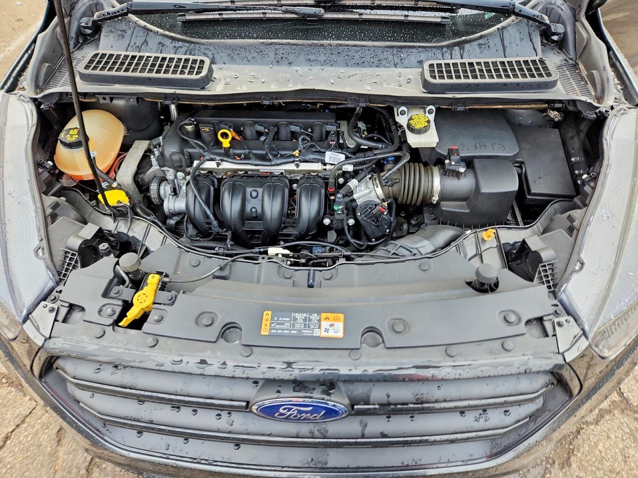 2019 Ford Escape S - zdjęcie 12