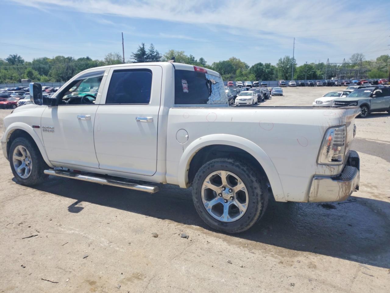2014 Ram 1500 Laramie - zdjęcie 2