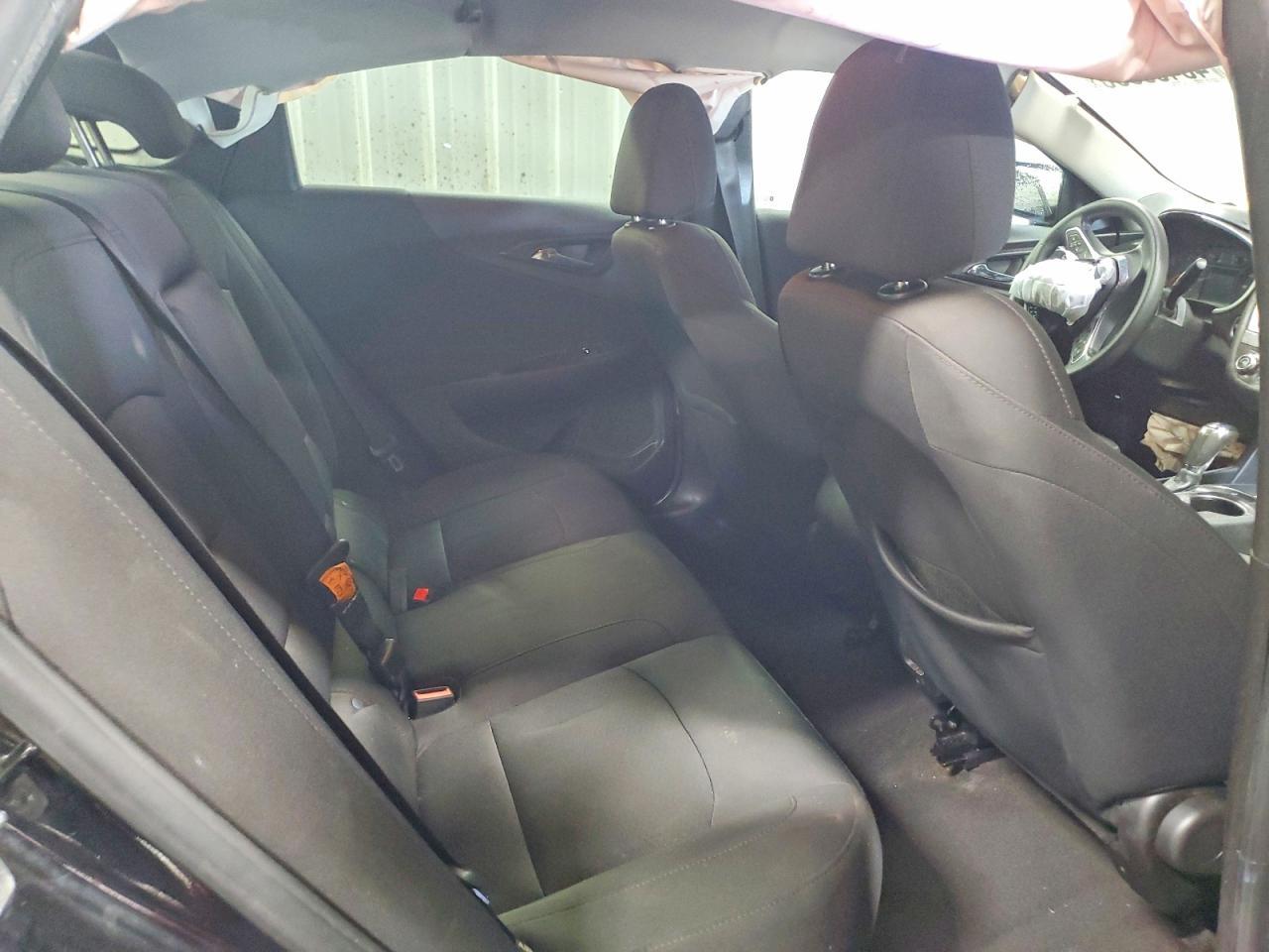 2018 Chevrolet Malibu Ls - zdjęcie 10