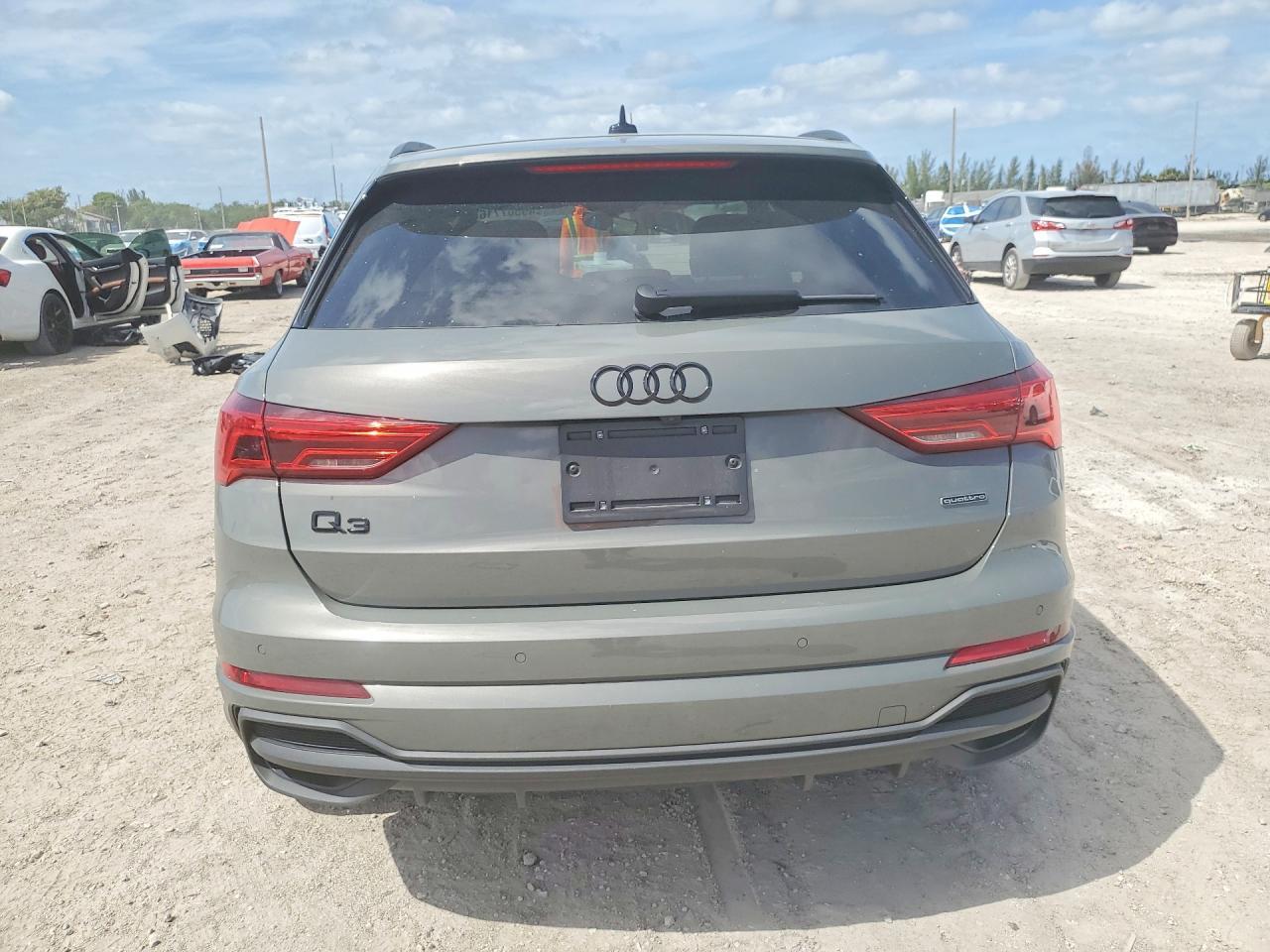 2025 Audi Q3 Premium S Line 45 - zdjęcie 6
