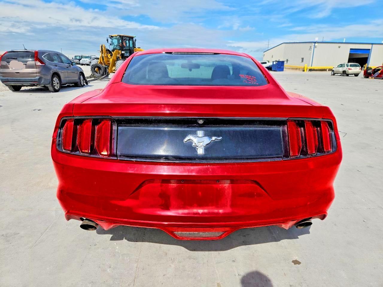 2016 Ford Mustang - zdjęcie 6